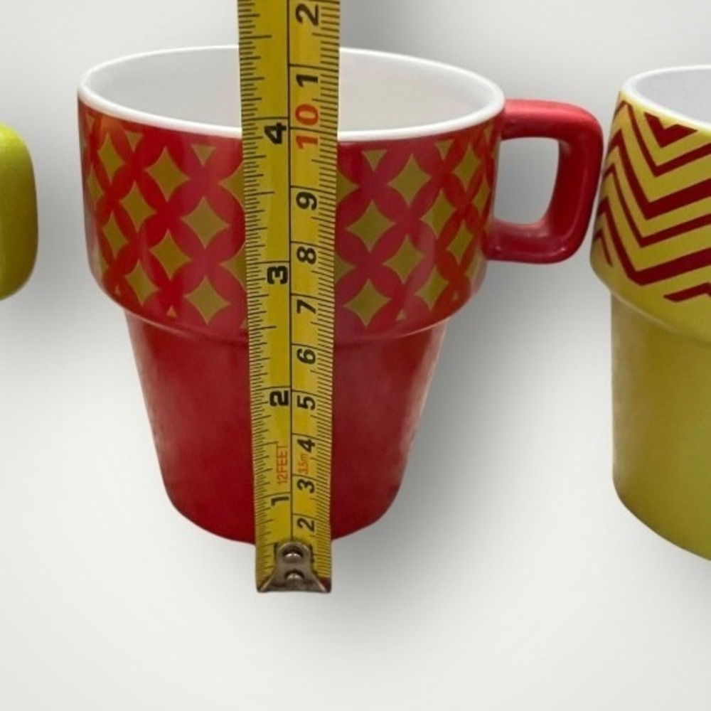 Living Solutions 3 Vintage Nesting Ceramic Mugs Red Green Argyle Coffee Cups MCM - Picture 4 of 7